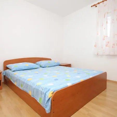 Apartment Seaside Secluded Cove Tvrdni Dolac, Hvar - 8703